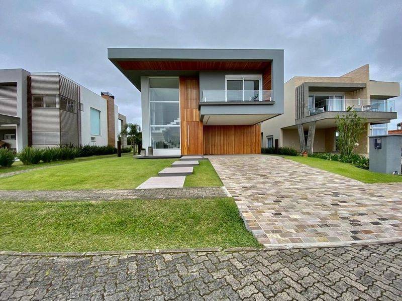 Casa em Condomínio 5 dormitórios para venda, Parque Antártica  em Capão da Canoa | Ref.: 3069