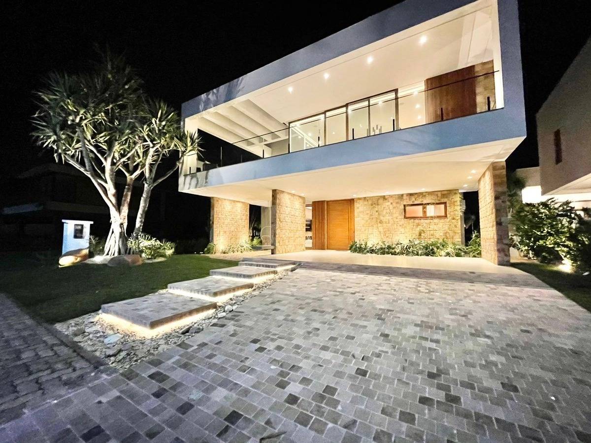 Casa em Condomínio 4 dormitórios para venda, Parque Antártica  em Capão da Canoa | Ref.: 3734