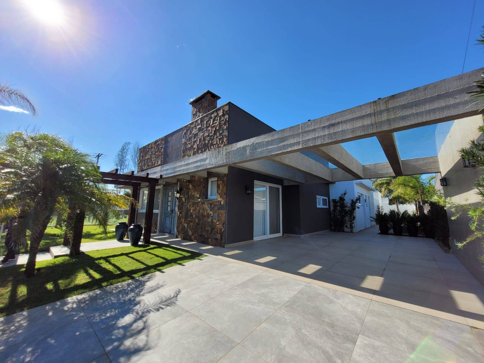 Casa 4 dormitórios para venda, Atlântida  em Xangri-lá | Ref.: 3794